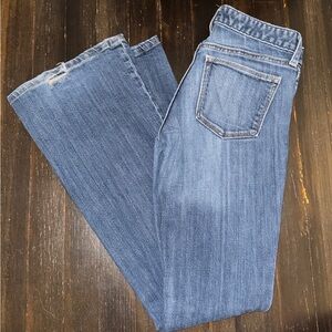GAP Women's Straight Leg Jeans in Blue